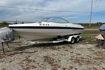 BOATZON | Bayliner 225 2008