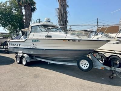 BOATZON | Bayliner 2302 Trophy 1995