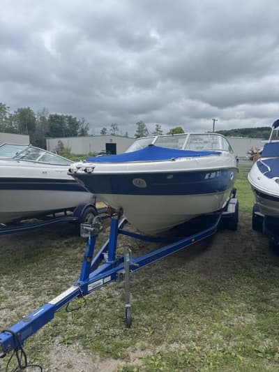 BOATZON | Bayliner 249 DB 2006