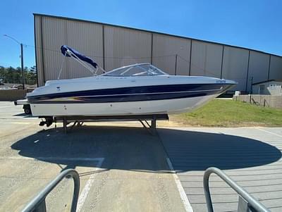 BOATZON | Bayliner 249 SD 2005