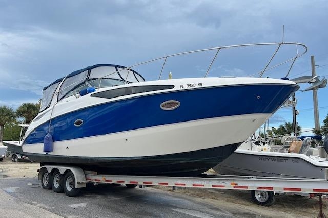 2006 Bayliner 325 - Sold Boat