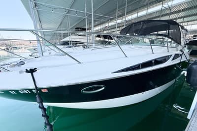 BOATZON | Bayliner 335 Cruiser 2011