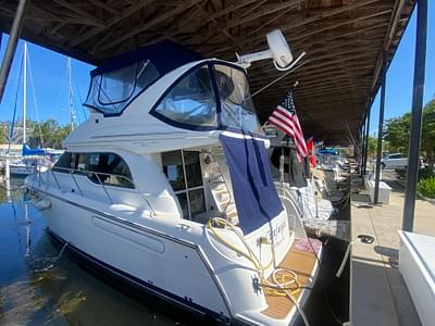 BOATZON | Bayliner 3488 Command Bridge Motoryacht 2001