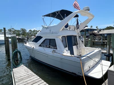 BOATZON | Bayliner 3788 Command Bridge Motoryacht 1997