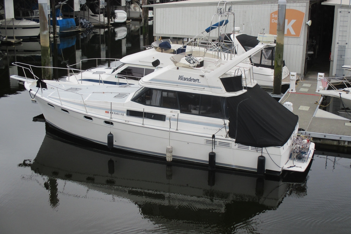 1988 Bayliner 3888 Motoryacht - Sold Boat