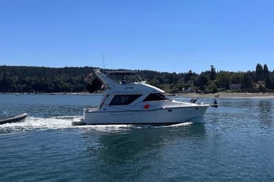 BOATZON | Bayliner 3988 Command Bridge Motoryacht 2001