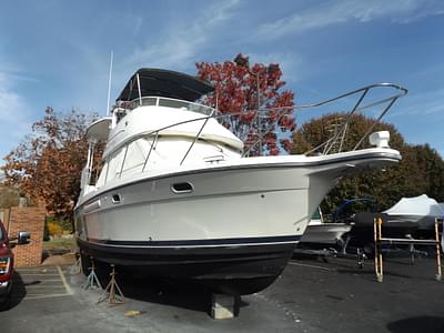 BOATZON | Bayliner 4087 Aft Cabin Motoryacht 2000