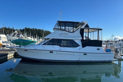 BOATZON | Bayliner 4087 Aft Cabin Motoryacht 2000