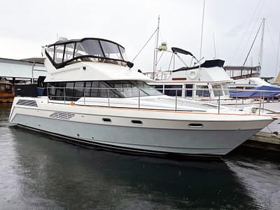 BOATZON | Bayliner 4387 Aft Cabin Motoryacht 1990 BOATZON | Bayliner 4387 Aft Cabin Motoryacht 1990