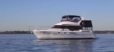 BOATZON | Bayliner 4387 Motoryacht 1990