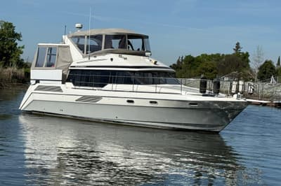 BOATZON | Bayliner 4387 Motoryacht 1991