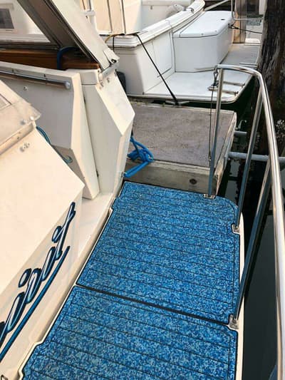 BOATZON | Bayliner 4550 Motoryacht 1985