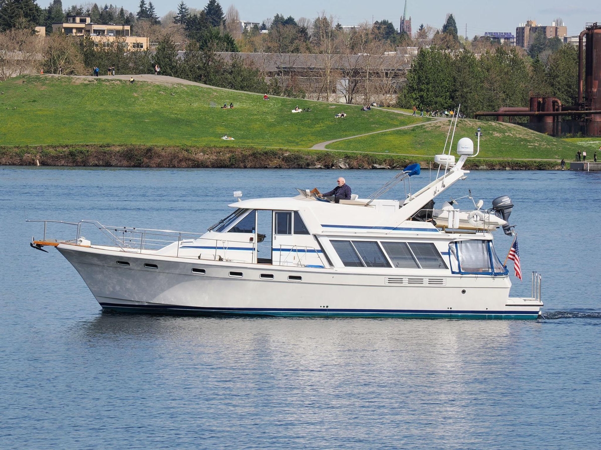 1985 Bayliner 4588 Motoryacht - Sold Boat