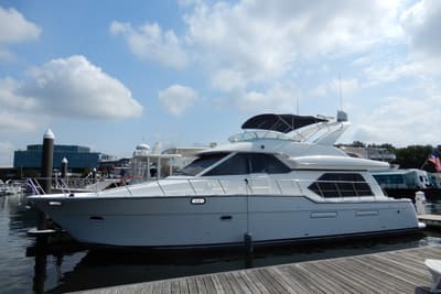 BOATZON | Bayliner 5288 Pilot House Motoryacht 2000
