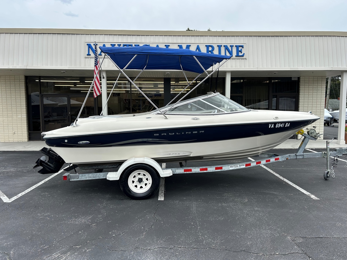2002 Bayliner Bayliner Capri 195 50 V8 2002 - Sold Boat