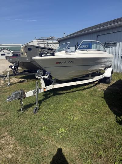 BOATZON | Bayliner CAPRI 1954 CW 2000