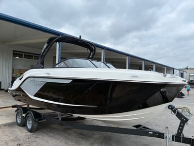 BOATZON | Bayliner D22 2026
