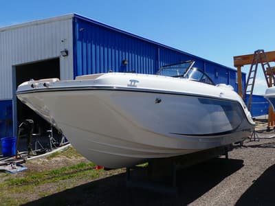 BOATZON | Bayliner D22 2026