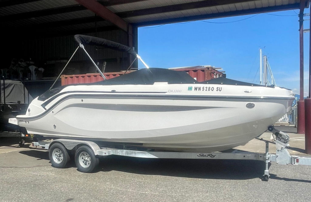 2020 Bayliner DX2200 - Sold Boat