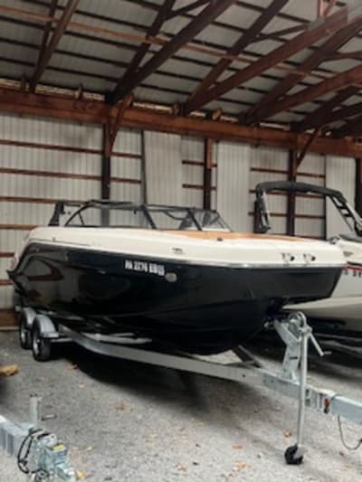 BOATZON | Bayliner DX2250 2022