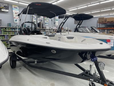BOATZON | Bayliner E Series Element E16 2026