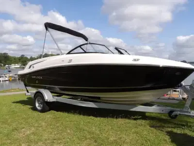 BOATZON | Bayliner E16 2016 BOATZON | Bayliner E16 2016