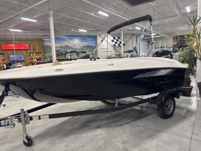 BOATZON | Bayliner E16 LEBLACK 2026