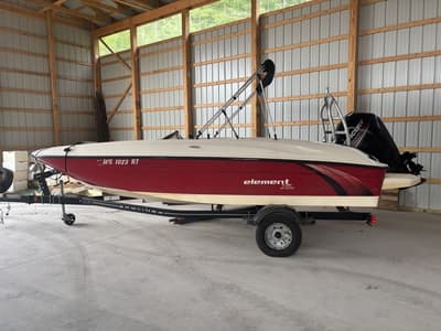 BOATZON | Bayliner Element 2016 BOATZON | Bayliner Element 2016