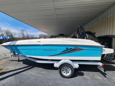 BOATZON | Bayliner Element E18 2022