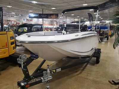 BOATZON | Bayliner Element M15 2025 BOATZON | Bayliner Element M15 2025