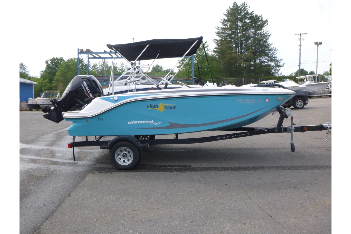 2022 Bayliner Element M17 - Sold Boat