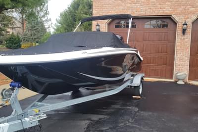 BOATZON | Bayliner Element M17 2025