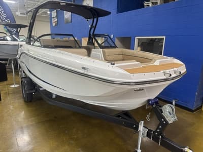 BOATZON | Bayliner In Stock Now D Series D20I 2026