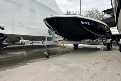 BOATZON | Bayliner M17 2023 BOATZON | Bayliner M17 2023