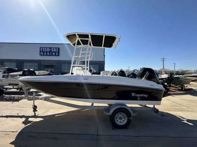 BOATZON | Bayliner T18 2026