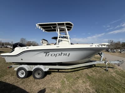 BOATZON | Bayliner T20CC 2021