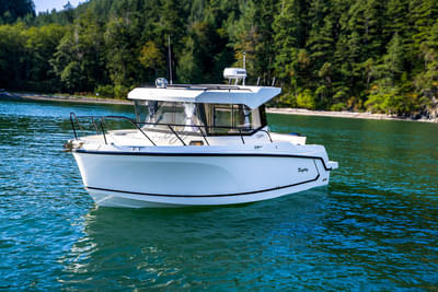 BOATZON | Bayliner T25 Pilothouse 2026