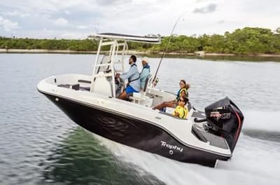 BOATZON | Bayliner Trophy Series Center Console T20CC 2026