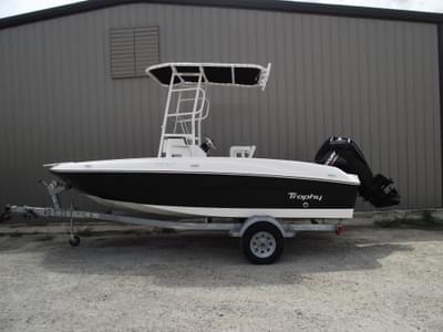 BOATZON | Bayliner Trophy T18 2025