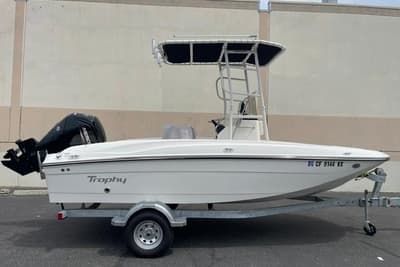 BOATZON | Bayliner Trophy T18 2026