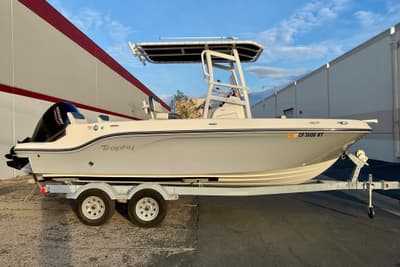 BOATZON | Bayliner Trophy T20CC 2021