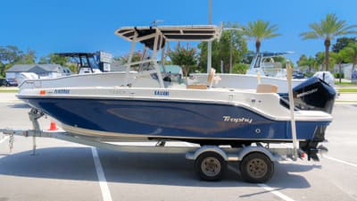 BOATZON | Bayliner Trophy T22CC 2021