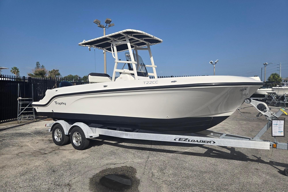 2023 Bayliner Trophy T22CC - Sold Boat