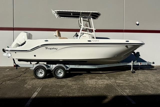 2026 Bayliner Trophy T22CC - Sold Boat