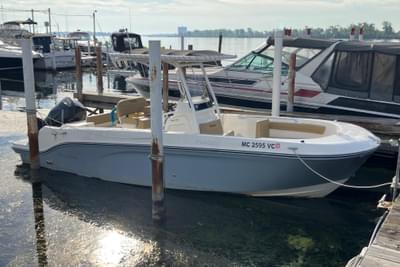 BOATZON | Bayliner Trophy T24CC 2025