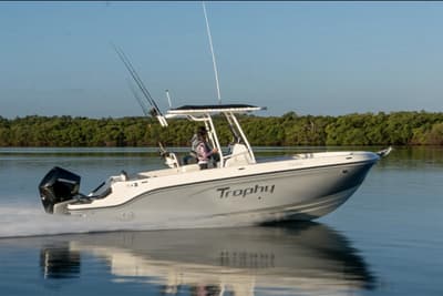 BOATZON | Bayliner Trophy T24CC 2026