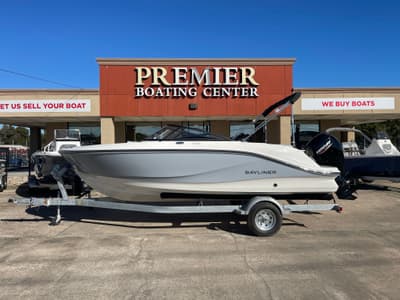 BOATZON | Bayliner V20 2026