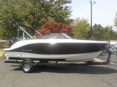 BOATZON | Bayliner V20 OB 2025