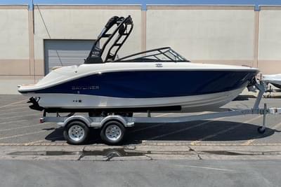 BOATZON | Bayliner V20i 2025