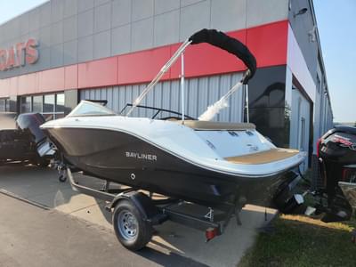 BOATZON | Bayliner V20i 2025